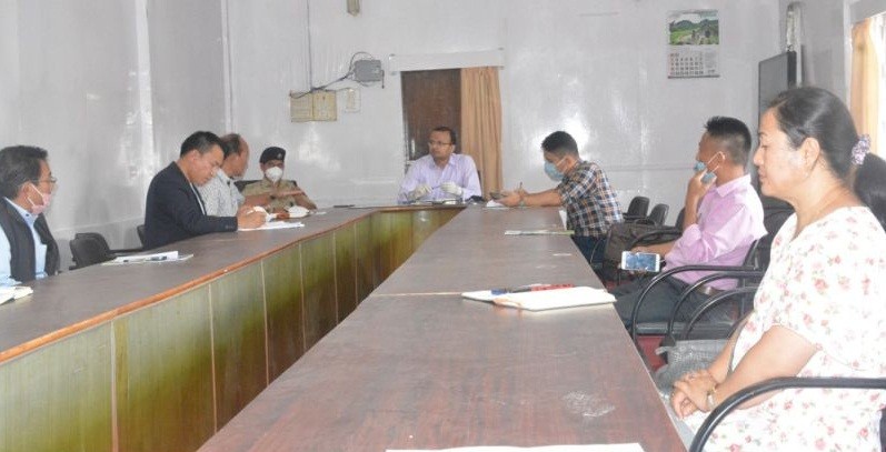 Tuensang District Task Force for COVID-19 held a meeting at DC Conference Hall Tuensang on September 29 where Kumar Ramnikant IAS DC and Chairman DTF Tuensang chaired the meeting. The meeting discussed the status of the construction of blood bank at Tuensang District Hospital. The need to fast completion of the blood bank works were also discussed including reopening of District Hospital for the general patients at the earliest. The DTF also discussed on the surge of COVID-19 positive cases amongst the frontline workers and called for caution amongst the workers. (DIPR Photo)